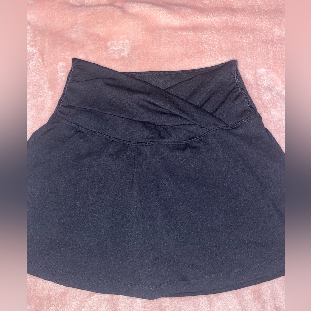 Yogalicious black skirt small
